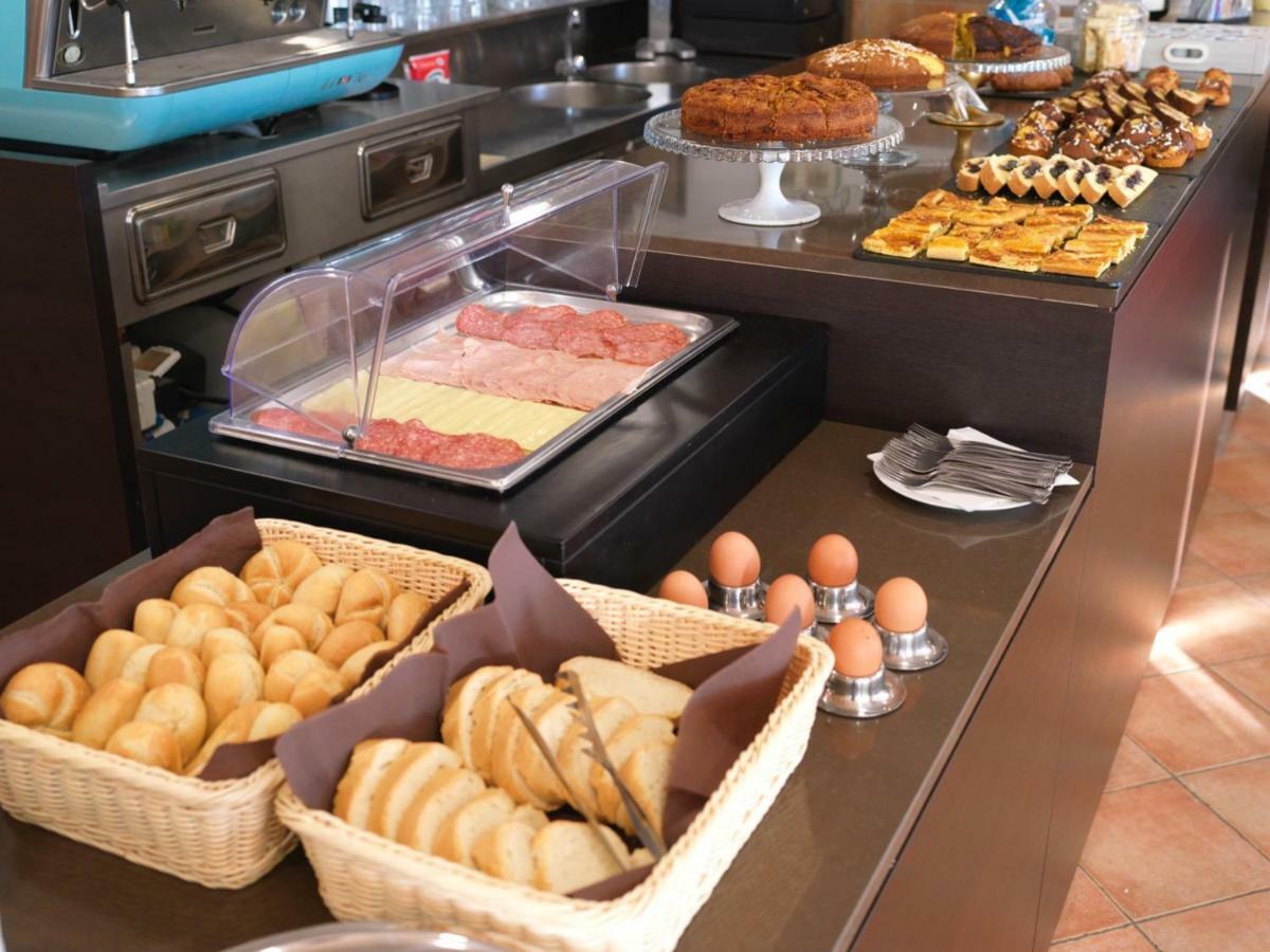 Hotel Florence Marotta Luaran gambar