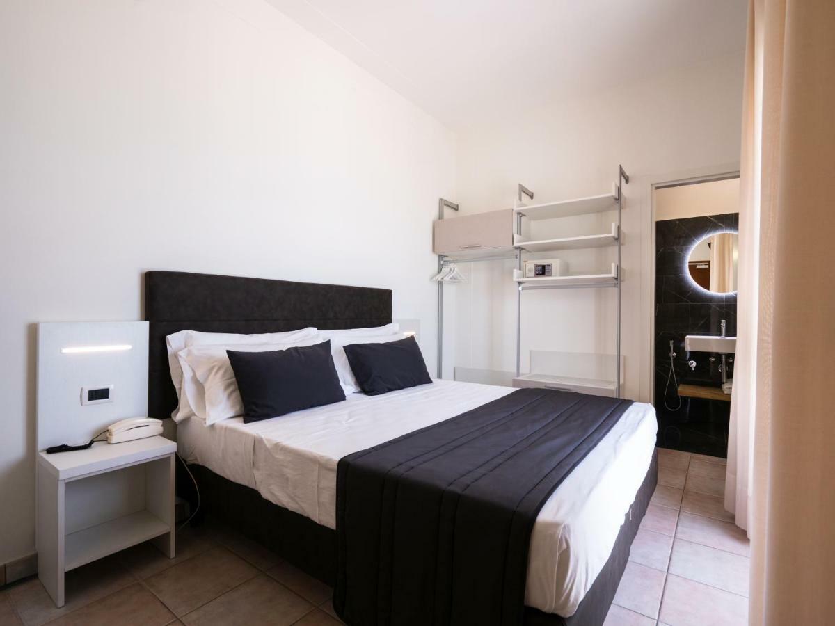 Hotel Florence Marotta Luaran gambar